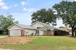 2 Cismont Ct, Sacramento, CA 95823 - Photo 4