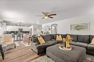 10107 River Park Cir, Stockton, CA 95209 - Photo 14