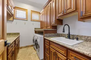 24347 Fairway Dr, Davis, CA 95616 - Photo 36