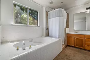9433 N Tuscany Circle, Stockton, CA 95210 - Photo 32