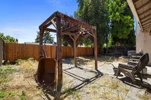 9433 N Tuscany Circle, Stockton, CA 95210 - Photo 38