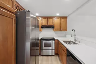 2280 Hurley Way, Sacramento, CA 95825 - Photo 8