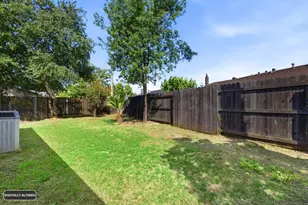 6353 Edgerton Way, Carmichael, CA 95608 - Photo 10