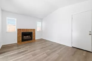 7632 Harmony Oaks Way, Sacramento, CA 95828 - Photo 16