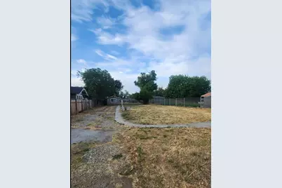 301 Braden, Hanford, CA 93230 - Photo 10