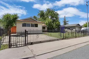 3355 Anne St, Stockton, CA 95206 - Photo 2