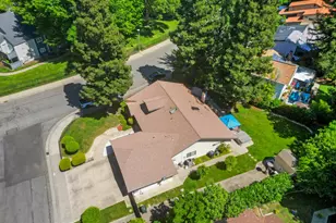 3200 Cloudview Dr, Sacramento, CA 95833 - Photo 2