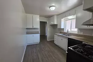 1416 Tully Rd, Modesto, CA 95350 - Photo 10