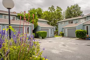 615 Knollwood Dr, Woodland, CA 95695 - Photo 2