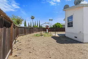 N Macarthur Dr, Tracy, CA 95376 - Photo 18