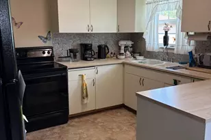7055 McComber St, Sacramento, CA 95828 - Photo 8