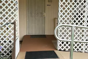 7055 McComber St, Sacramento, CA 95828 - Photo 2