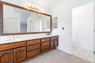 8421 Morning Skye Way, Antelope, CA 95843 - Photo 32