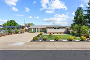 10539 Marcel Way, Rancho Cordova, CA 95670 - Photo 2