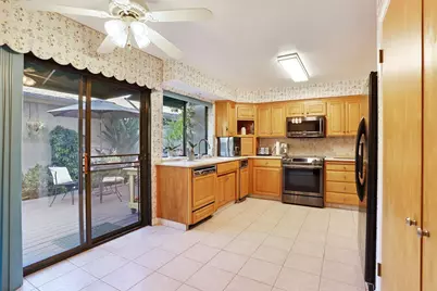 40 W Lancaster Drive, Stockton, CA 95207 - Photo 10