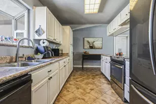 714 E Barrymore St, Stockton, CA 95204 - Photo 4