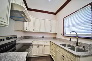 2219 H St, Sacramento, CA 95816 - Photo 46