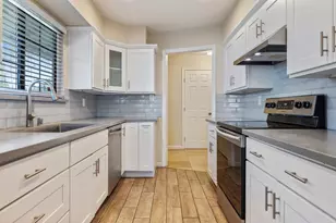 931 Amberwood Rd, Sacramento, CA 95864 - Photo 16