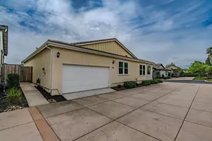 2584 Lombardy Ct, Lodi, CA 95242 - Photo 40