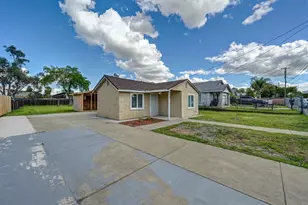 2664 Forrest St, Sacramento, CA 95815 - Photo 4