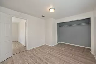 2664 Forrest St, Sacramento, CA 95815 - Photo 24