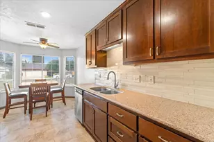 1216 Rolls Royce Ln, Modesto, CA 95351 - Photo 14