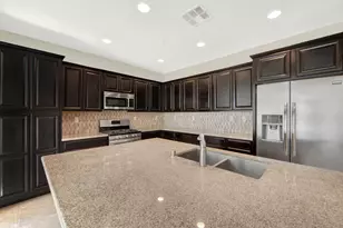 2032 Davis St, Woodland, CA 95776 - Photo 32