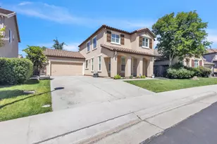 9421 Clift Ct, Elk Grove, CA 95624 - Photo 2