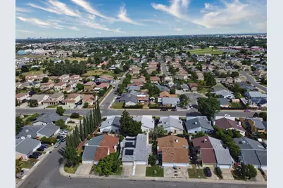 7234 Willow Wind Court, Sacramento, CA 95828 - Photo 50