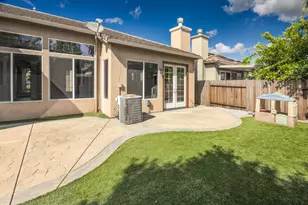 9422 Rhone Valley Way, Elk Grove, CA 95624 - Photo 30