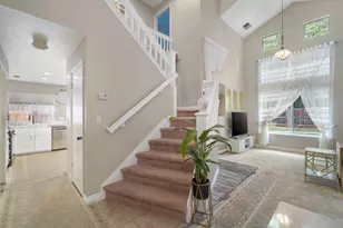 9502 Village Tree Dr, Elk Grove, CA 95758 - Photo 12