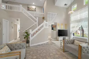 9502 Village Tree Dr, Elk Grove, CA 95758 - Photo 10