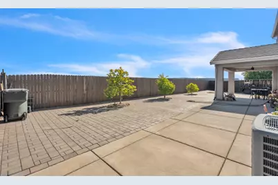 1639 Redmond Drive, Rocklin, CA 95765 - Photo 32