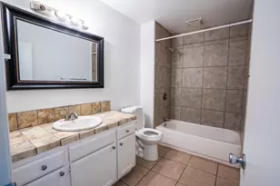 4885 N Backer Ave, Fresno, CA 93726 - Photo 22