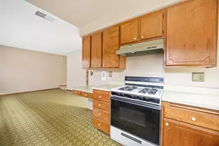 7828 Rockhurst Way, Sacramento, CA 95828 - Photo 18