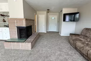 1101 E Monte Vista Ave, Turlock, CA 95382 - Photo 32