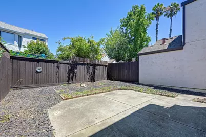 2316 Sandcastle Way, Sacramento, CA 95833 - Photo 36