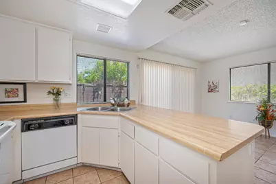 2316 Sandcastle Way, Sacramento, CA 95833 - Photo 20