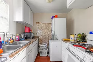 715 Dixieanne Ave, Sacramento, CA 95815 - Photo 6