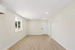 4901 Parker Ave, Sacramento, CA 95820 - Photo 16