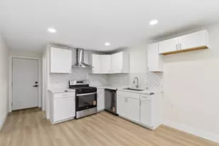 4901 Parker Ave, Sacramento, CA 95820 - Photo 10
