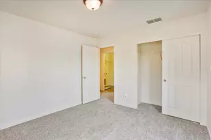 8717 Cortina Cir, Roseville, CA 95678 - Photo 18