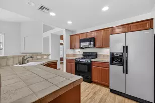 9648 Flame Tokay Way, Elk Grove, CA 95624 - Photo 12