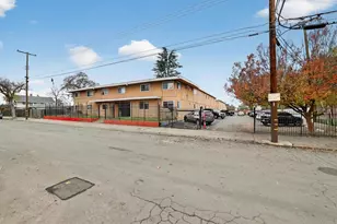 618 Plaza Ave, Sacramento, CA 95815 - Photo 6
