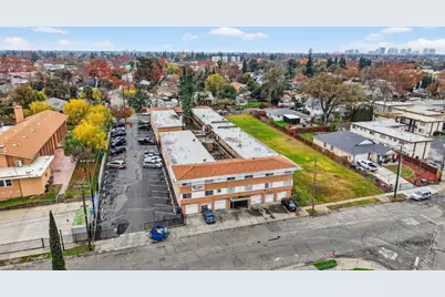 618 Plaza Avenue, Sacramento, CA 95815 - Photo 8