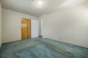 121 W Benjamin Holt Dr, Stockton, CA 95207 - Photo 14