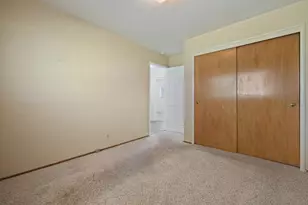 121 W Benjamin Holt Dr, Stockton, CA 95207 - Photo 22