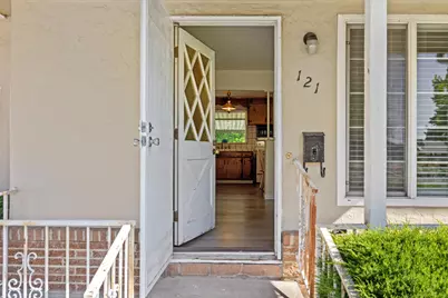 121 W Benjamin Holt Drive, Stockton, CA 95207 - Photo 4