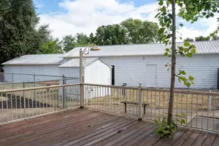 9351 W Walnut Grove Rd, Lodi, CA 95242 - Photo 12