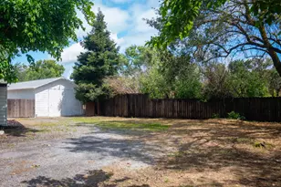 9351 W Walnut Grove Rd, Lodi, CA 95242 - Photo 20